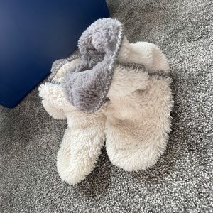 cloud slippers